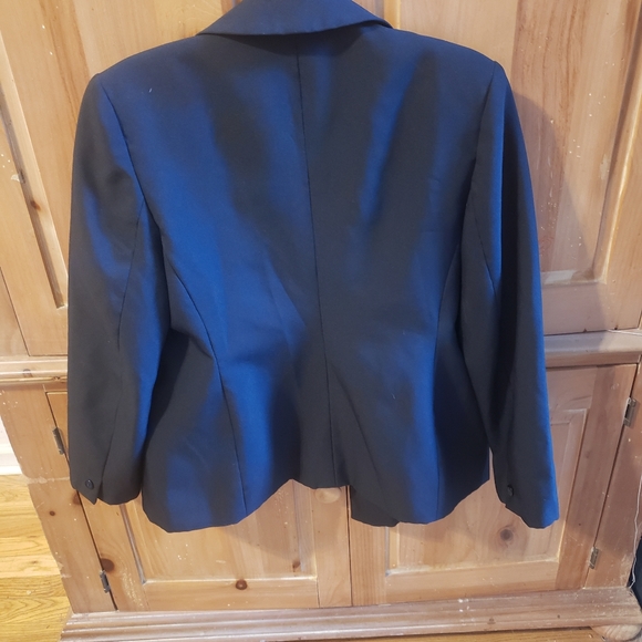 Jacket - Picture 3 of 3